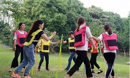 幼儿园不倒森林游戏玩法_幼儿园不倒森林游